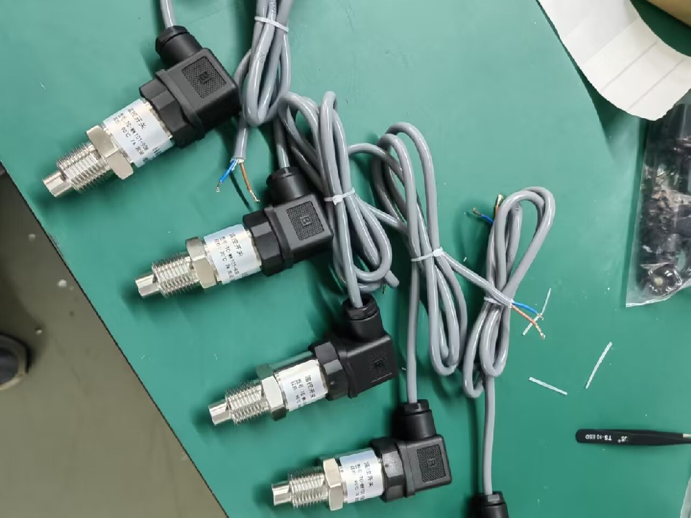 热电偶可能接受的最大压力是几多？在高压环境下是否会影响丈量正确性？