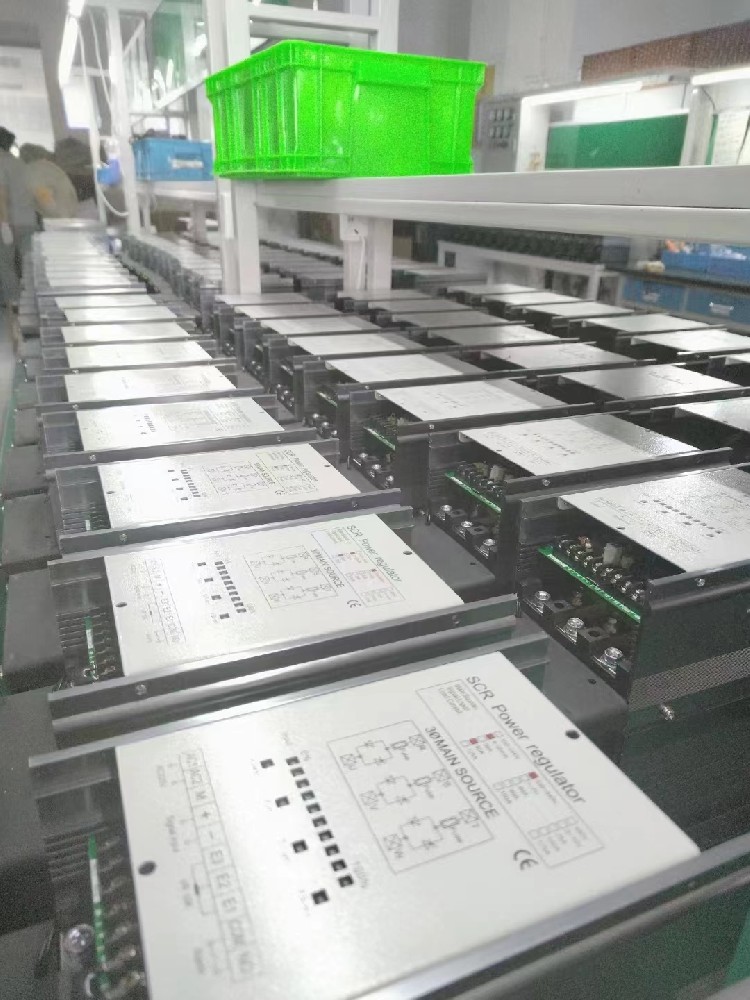 电力调整器若何进行日常守护？守护周期是多久？有哪些易损部件必要定期更换？