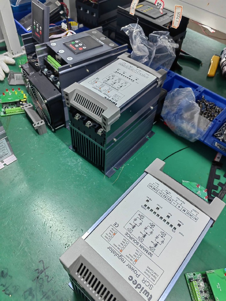 若何确定电力调整器触发？榈墓收系匚？